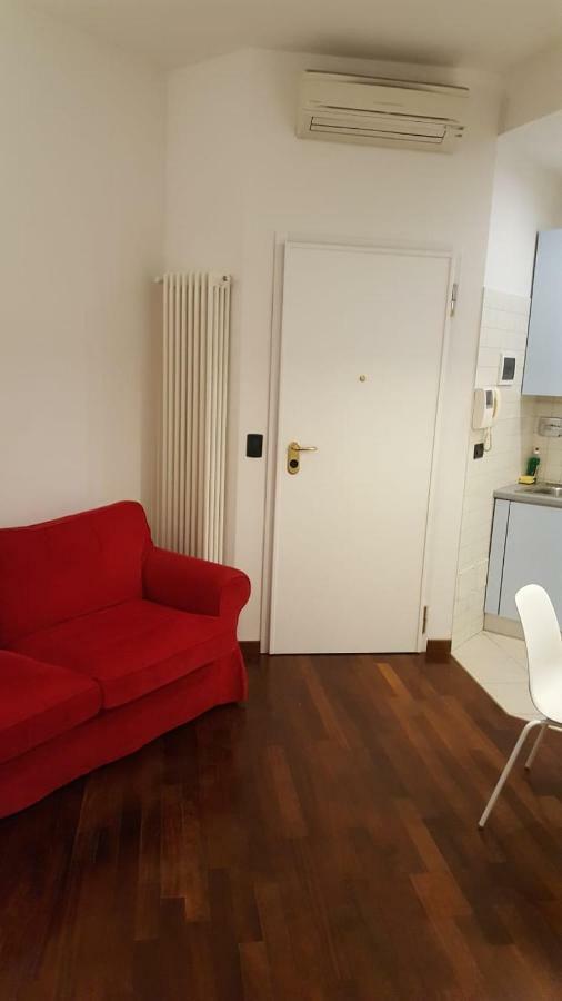 Juli'S Guest House Μπολόνια Εξωτερικό φωτογραφία